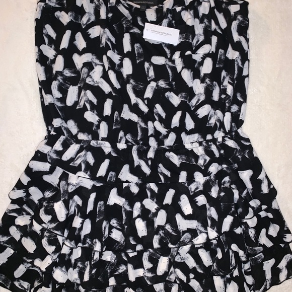 Banana Republic Print Ruffle Dress - Picture 4 of 5